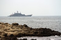 أوكرانيا تستهدف ناقلة نفط روسية بمسيرات في محيط شبه جزيرة القرم